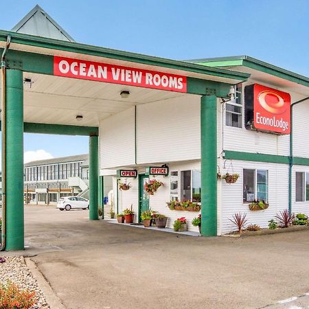 Econo Lodge Newport Bagian luar foto
