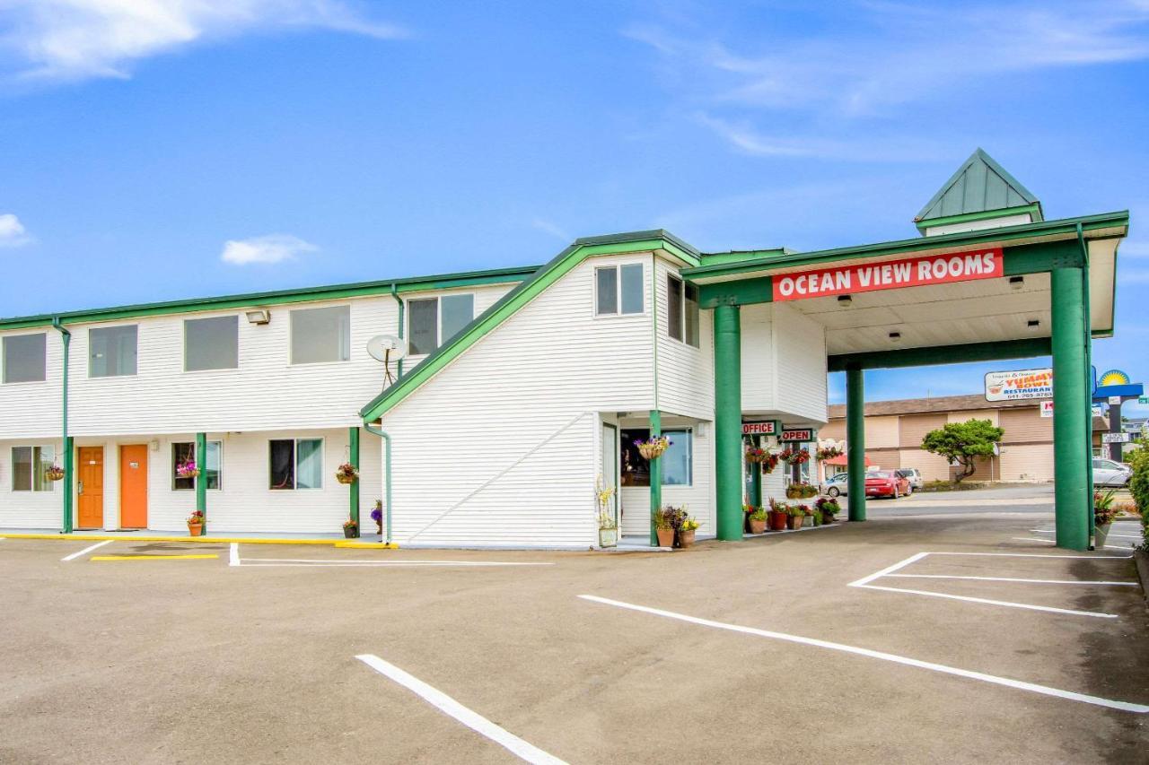 Econo Lodge Newport Bagian luar foto